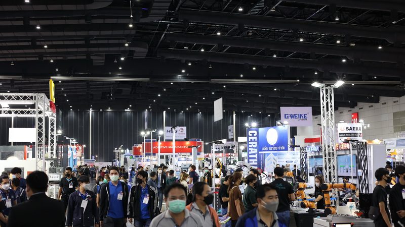 工业机器人示教器：从入门到精通，掌握这些技巧**